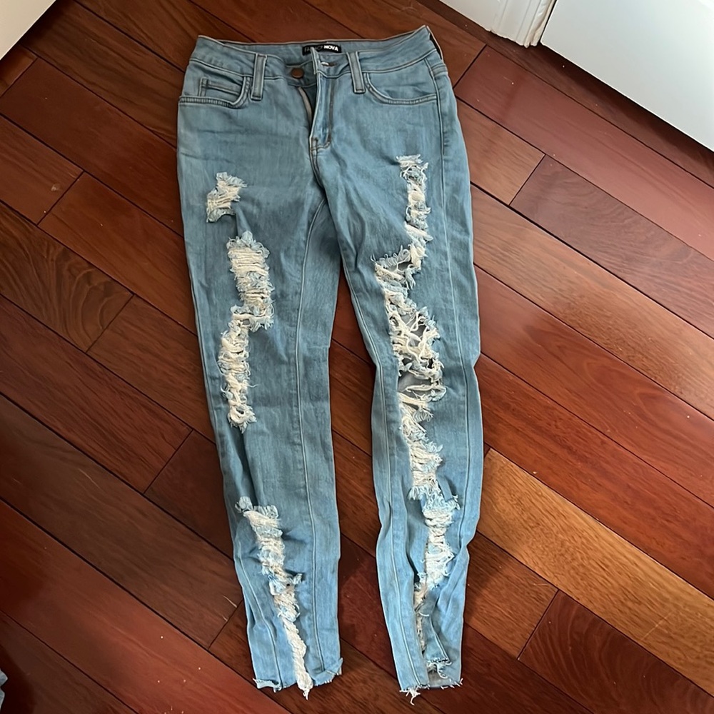 Distressed Skinny Jeans